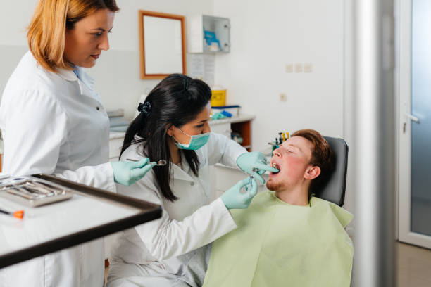 Best Emergency Treatment for Dental Infections or Abscesses in Surgoinsville, TN